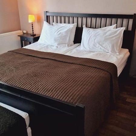 Villa Westfalia Guest House Тиргу-Секуєск Екстер'єр фото