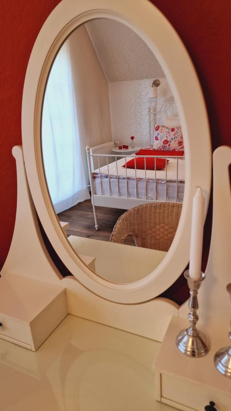 Villa Westfalia Guest House Тиргу-Секуєск Екстер'єр фото